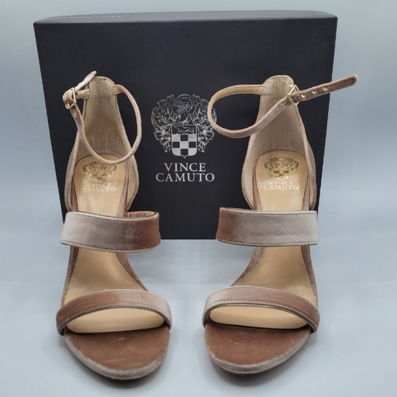 Vince Camuto Robeka Chunky High Heel sandal in blush 9.5 - Picture 2 of 13